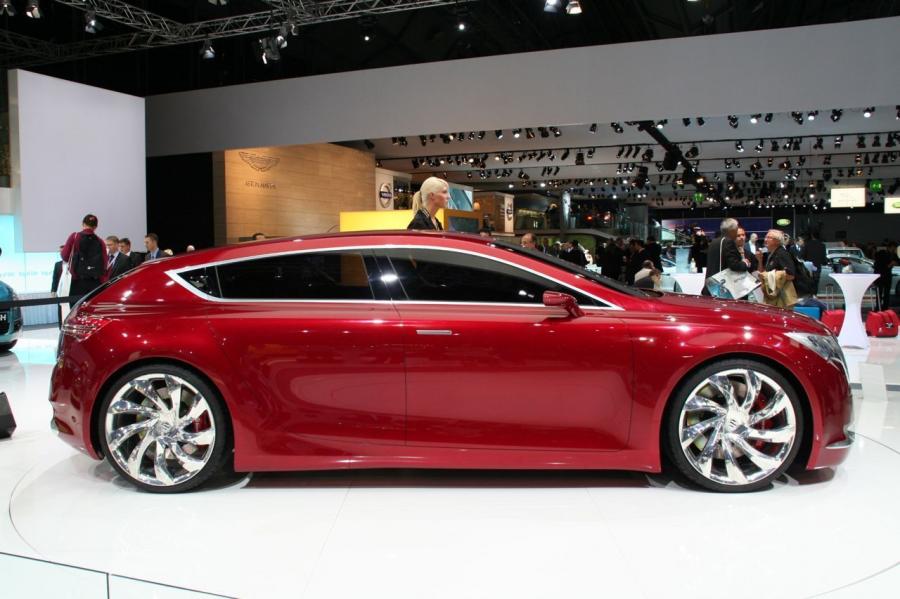  Suzuki Kizashi Concept 2007 года  (фото 2 из 20)